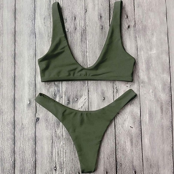 South Hampton Woman’s Sea Green Bathing Suit - Picture 2 of 5